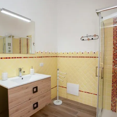 住宿加早餐酒店 La Siesta 圣特奥多罗